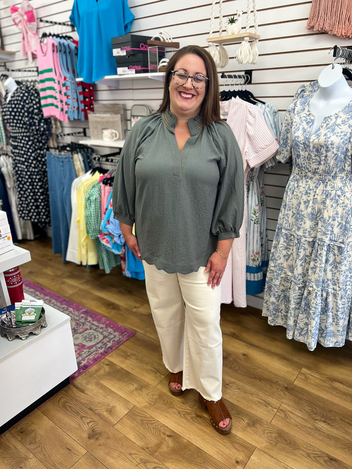 Olive grey V-neck top with scallop hem and 3/4 balloon sleeves by Umgee