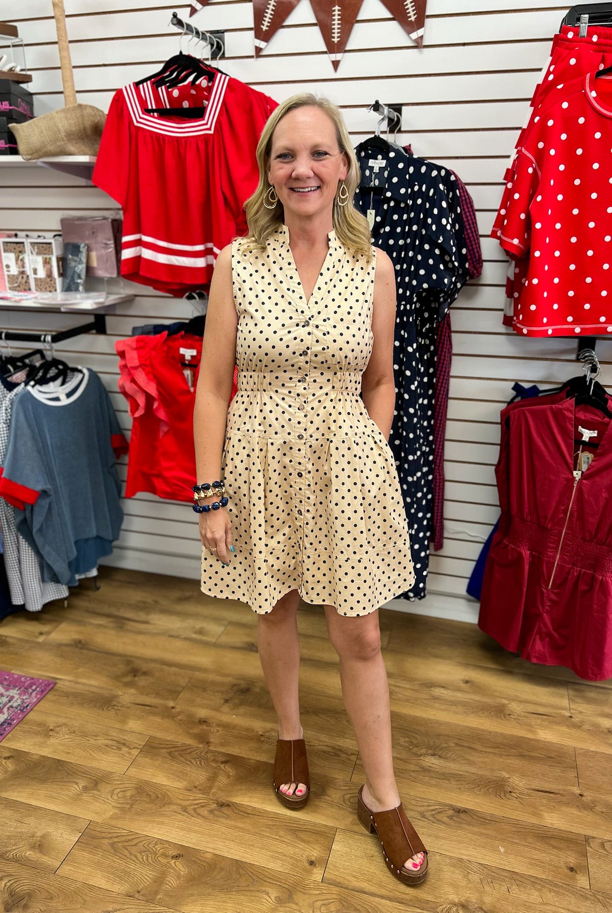 Entro ecru sleeveless polka dot button-front mini dress with cinched waist and pockets