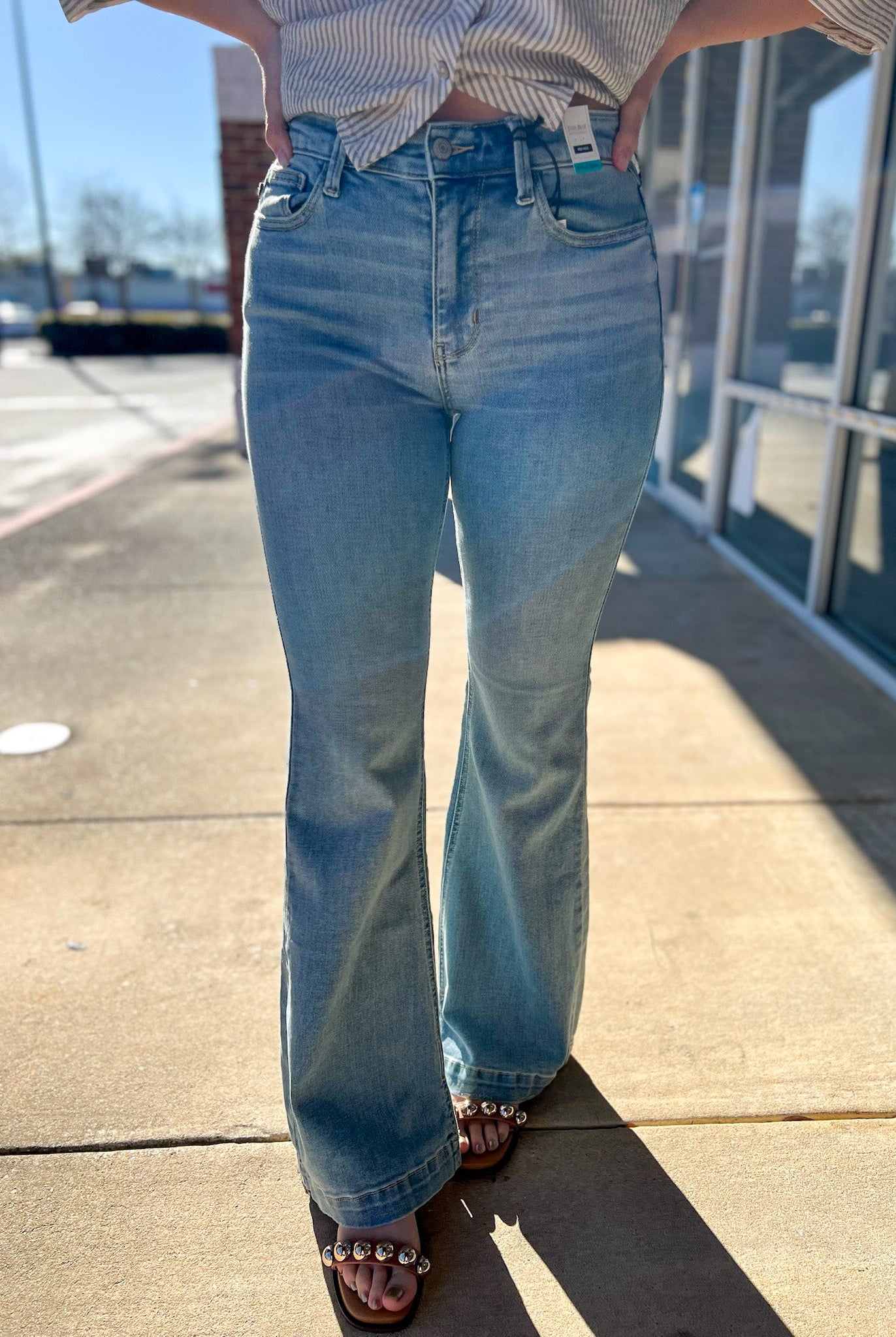 Judy Blue Medium Denim Mid Rise Flare Jeans Regular Inseam 33" - A'Bekah's Boutique