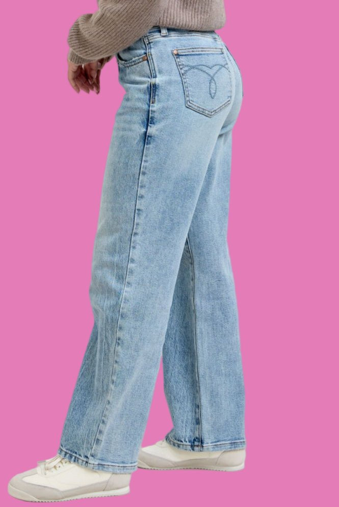 Judy Blue Medium Denim Petite Rigid Magic Straight Jeans 28" Inseam - A'Bekah's Boutique