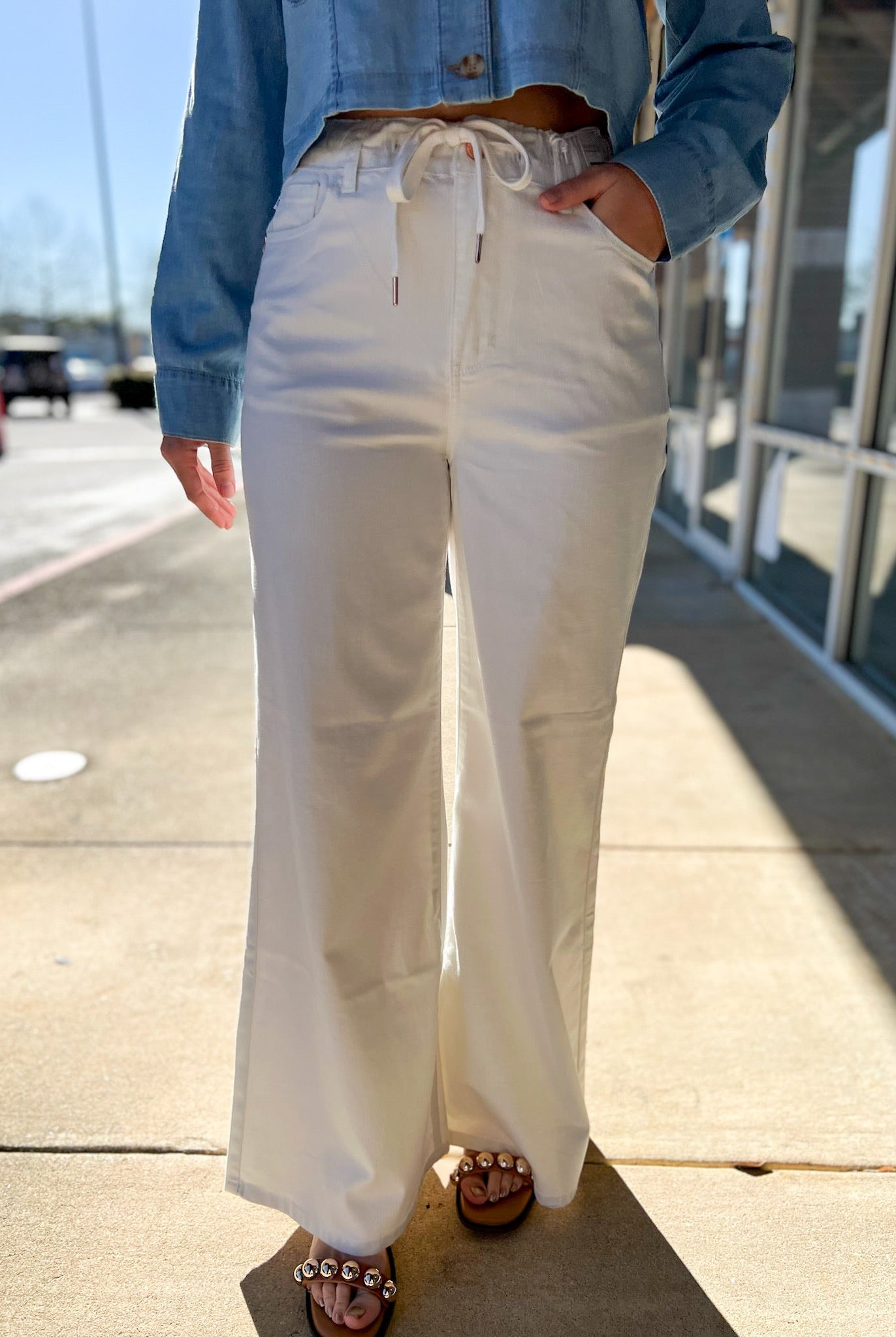 Judy Blue White High Waisted Featherweight Wide Leg Palazzo Jeans 31" Inseam - A'Bekah's Boutique