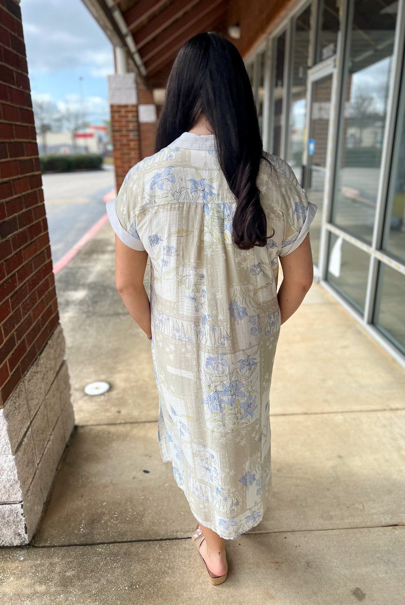 Latte Floral Short Sleeve Midi Dress with Side Slits and Pockets - A'Bekah's Boutique