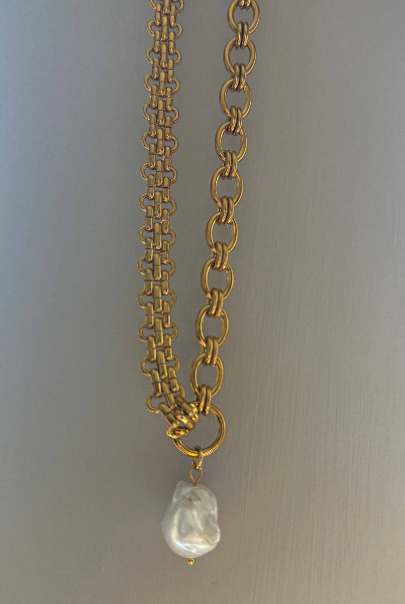 THE AMBER NECKLACE - A'Bekah's Boutique