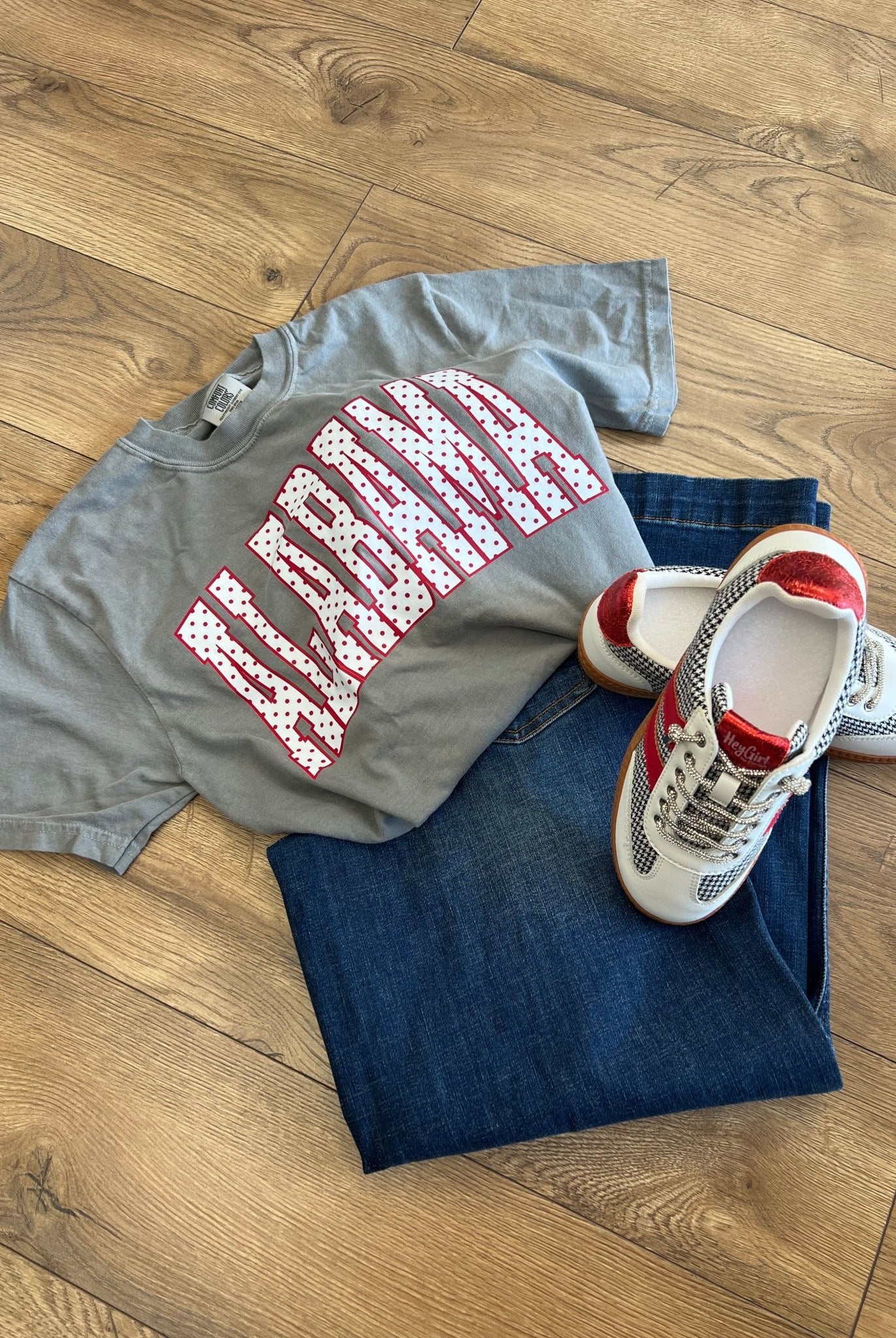 University of Alabama Grey T-Shirt with Crimson Polka Dot Graphic - A'Bekah's Boutique