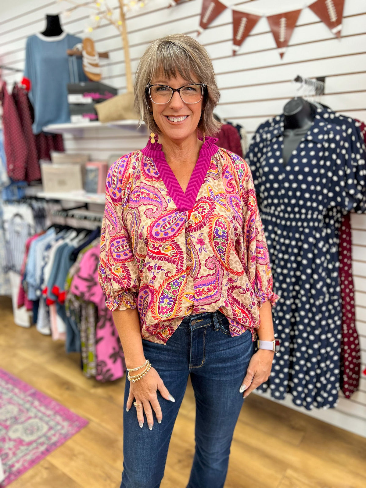 Umgee ecru paisley print V-neck top with magenta collar and 3/4 balloon sleeves