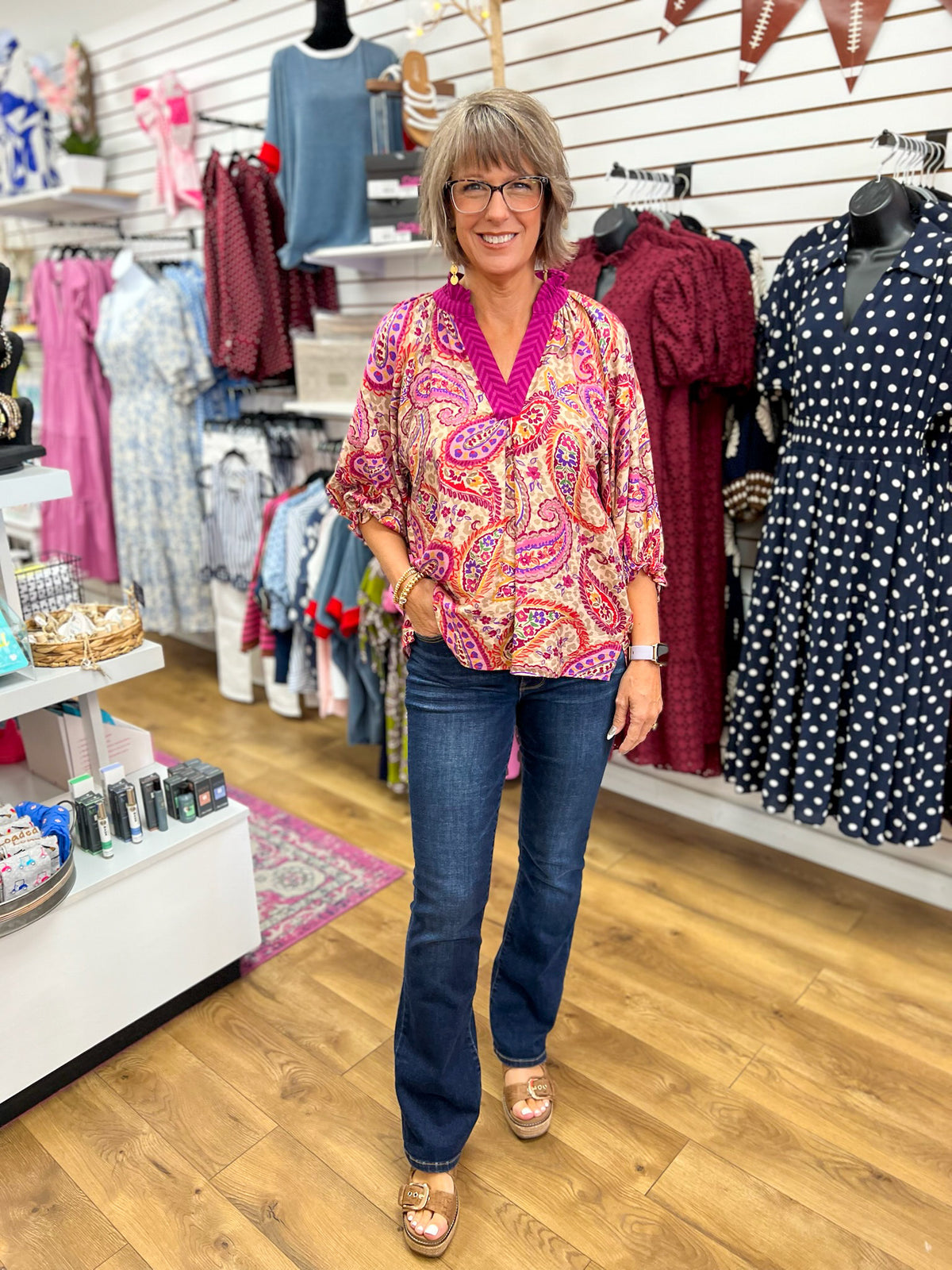 Umgee ecru paisley V-neck top with magenta trim and 3/4 balloon sleeves