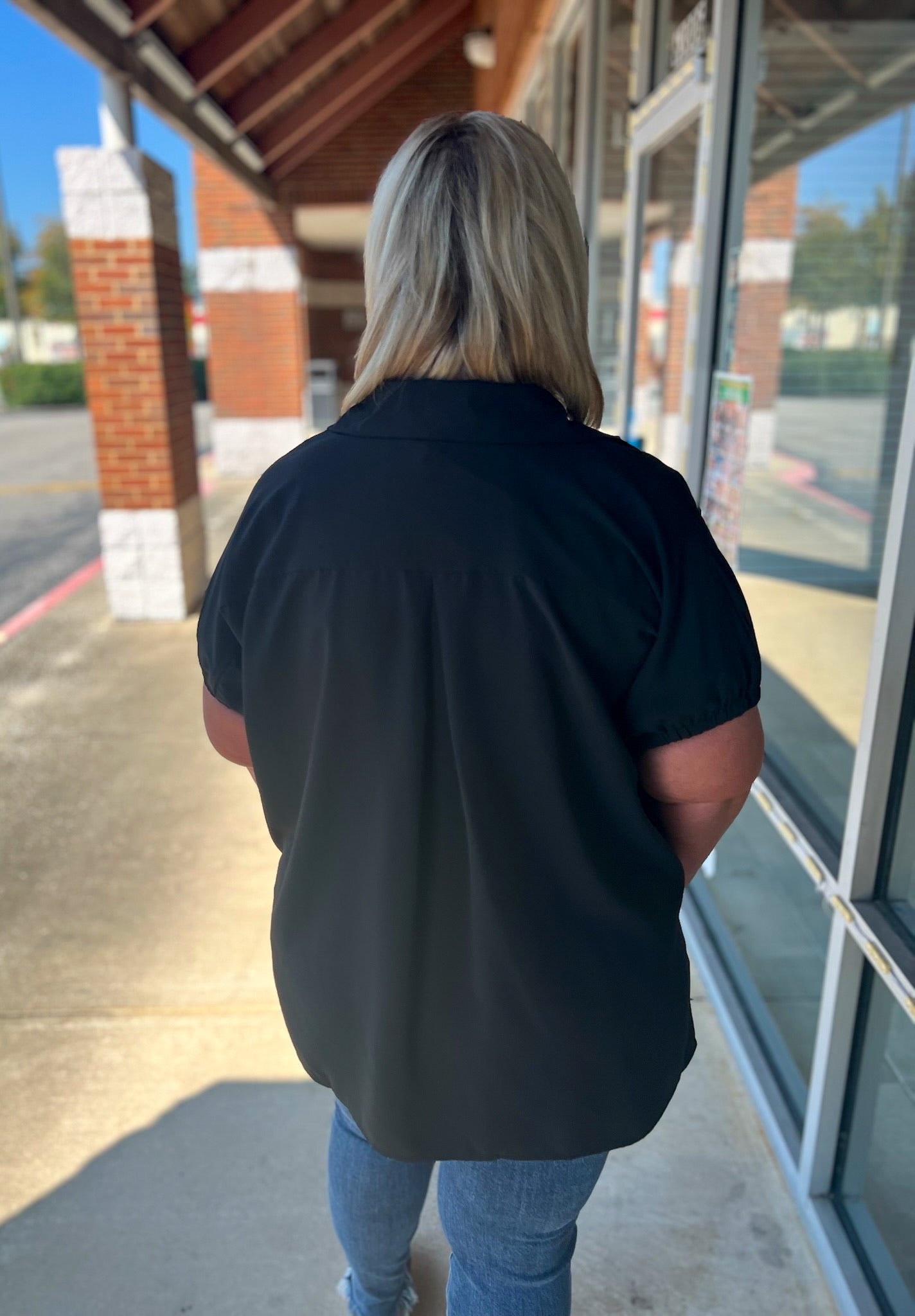 Black Curvy Short Sleeve V - Neck Top with Side Slit Hem - A'Bekah's Boutique