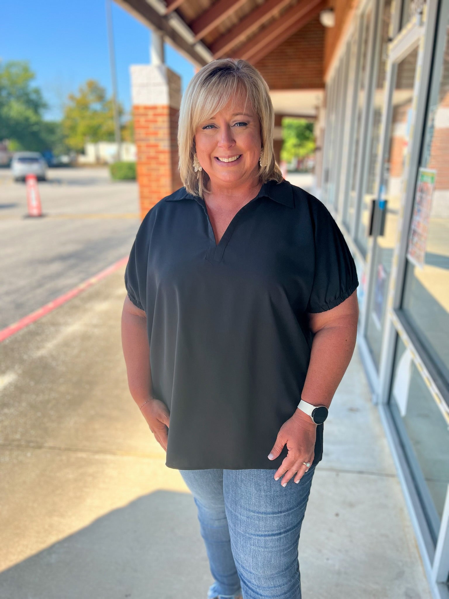 Black Curvy Short Sleeve V - Neck Top with Side Slit Hem - A'Bekah's Boutique