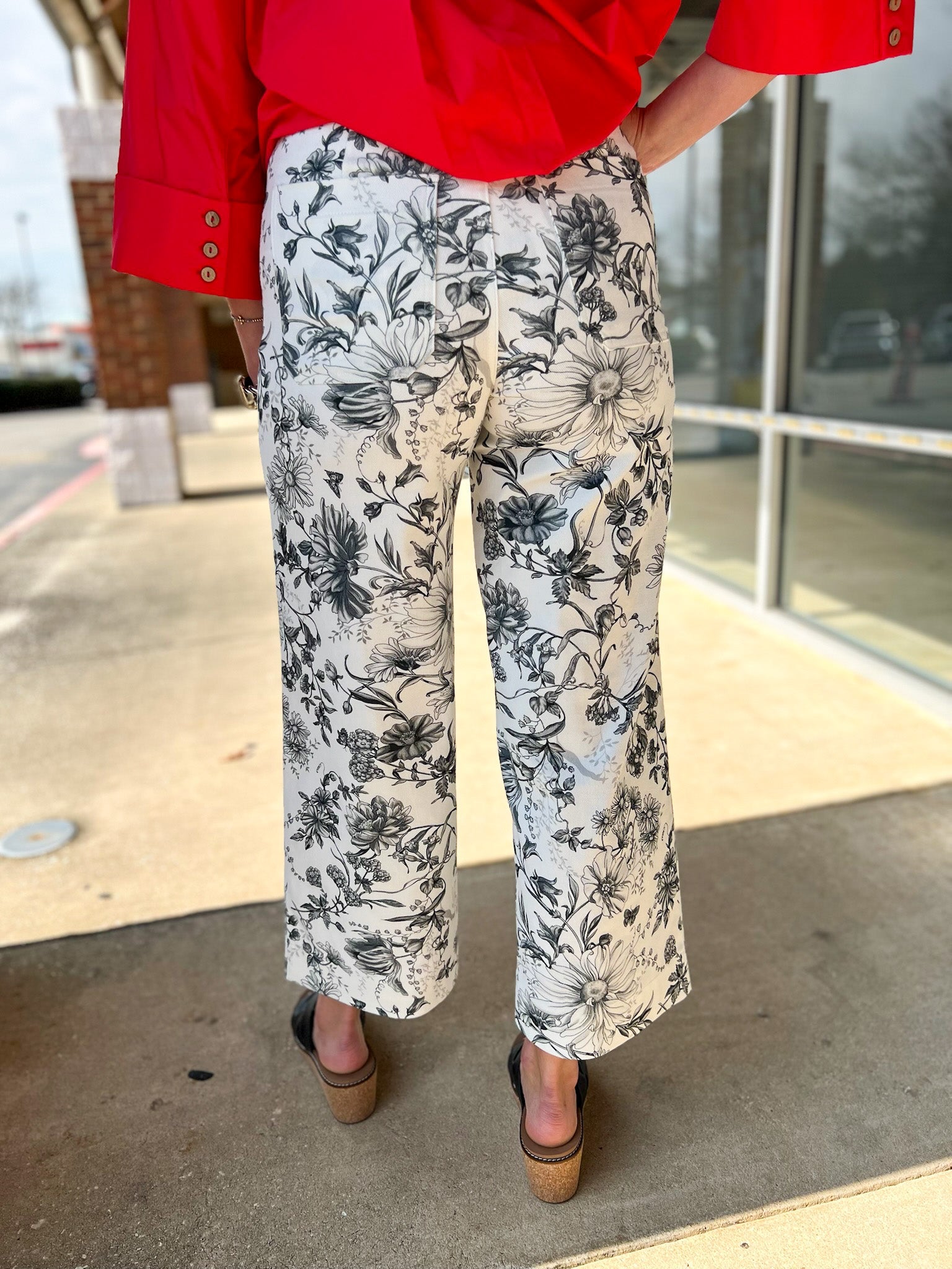 Black Floral Wide Leg Cropped Pants - A'Bekah's Boutique