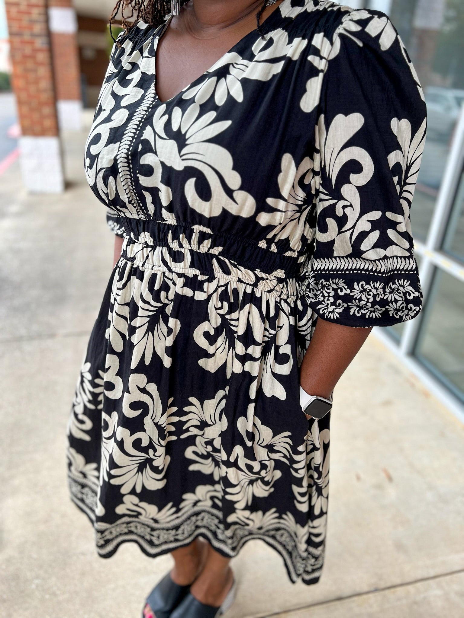 Black Print 3/4 Sleeve V - Neck Curvy Midi Dress with Pockets (C) - A'Bekah's Boutique