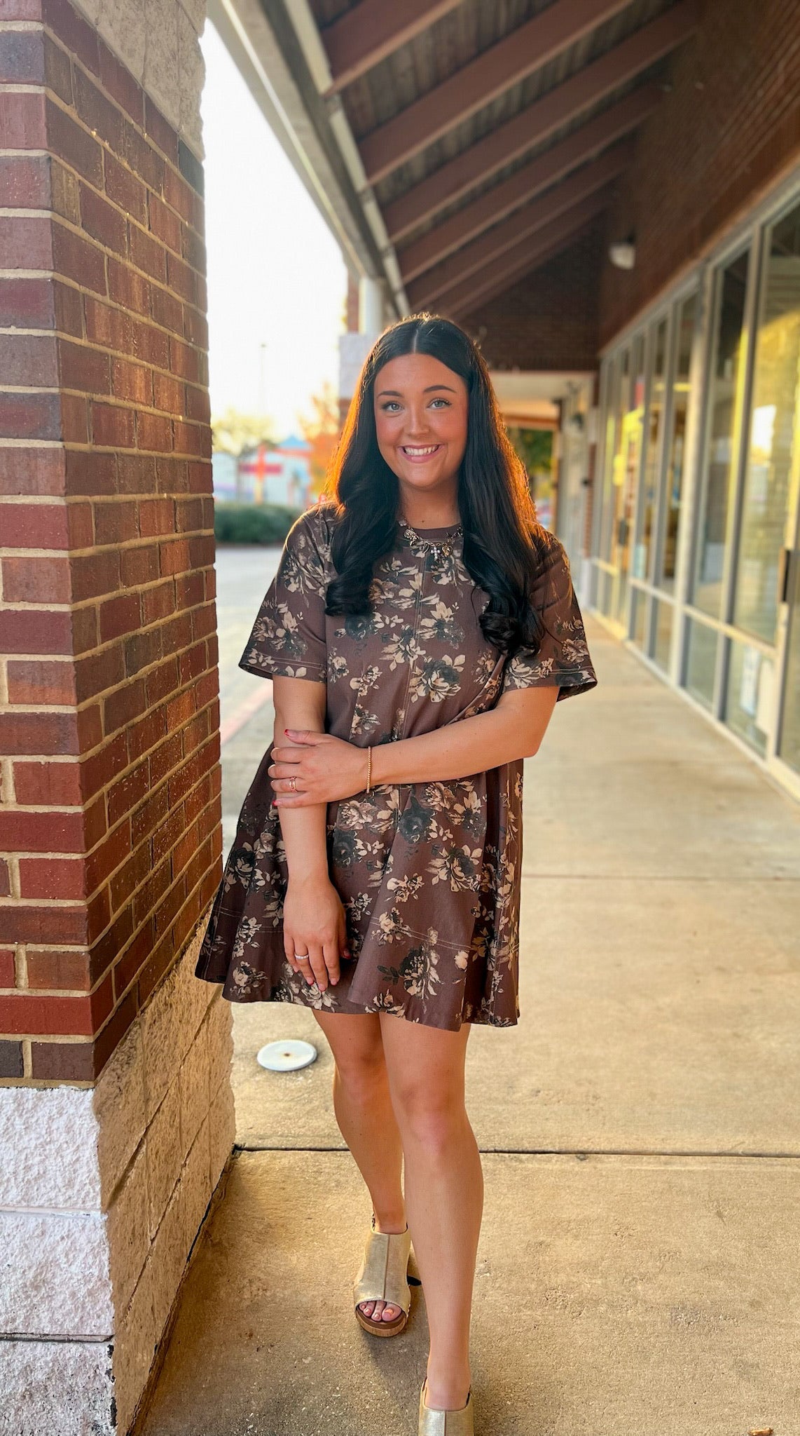 Brown Floral Short Sleeve Dress with Pockets - A'Bekah's Boutique