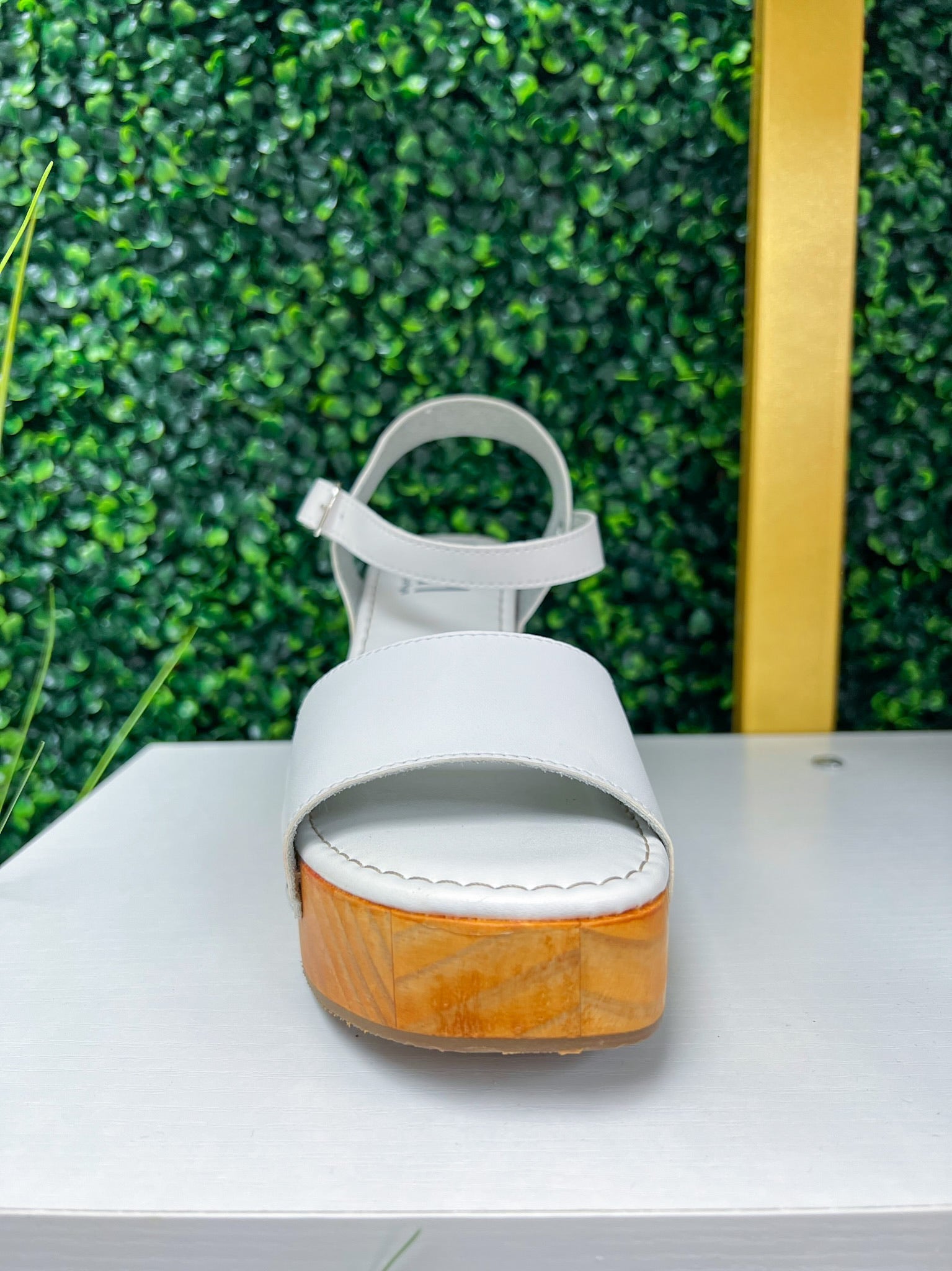 Corkys Country Club White Wood Chunky Heel Sandal - A'Bekah's Boutique