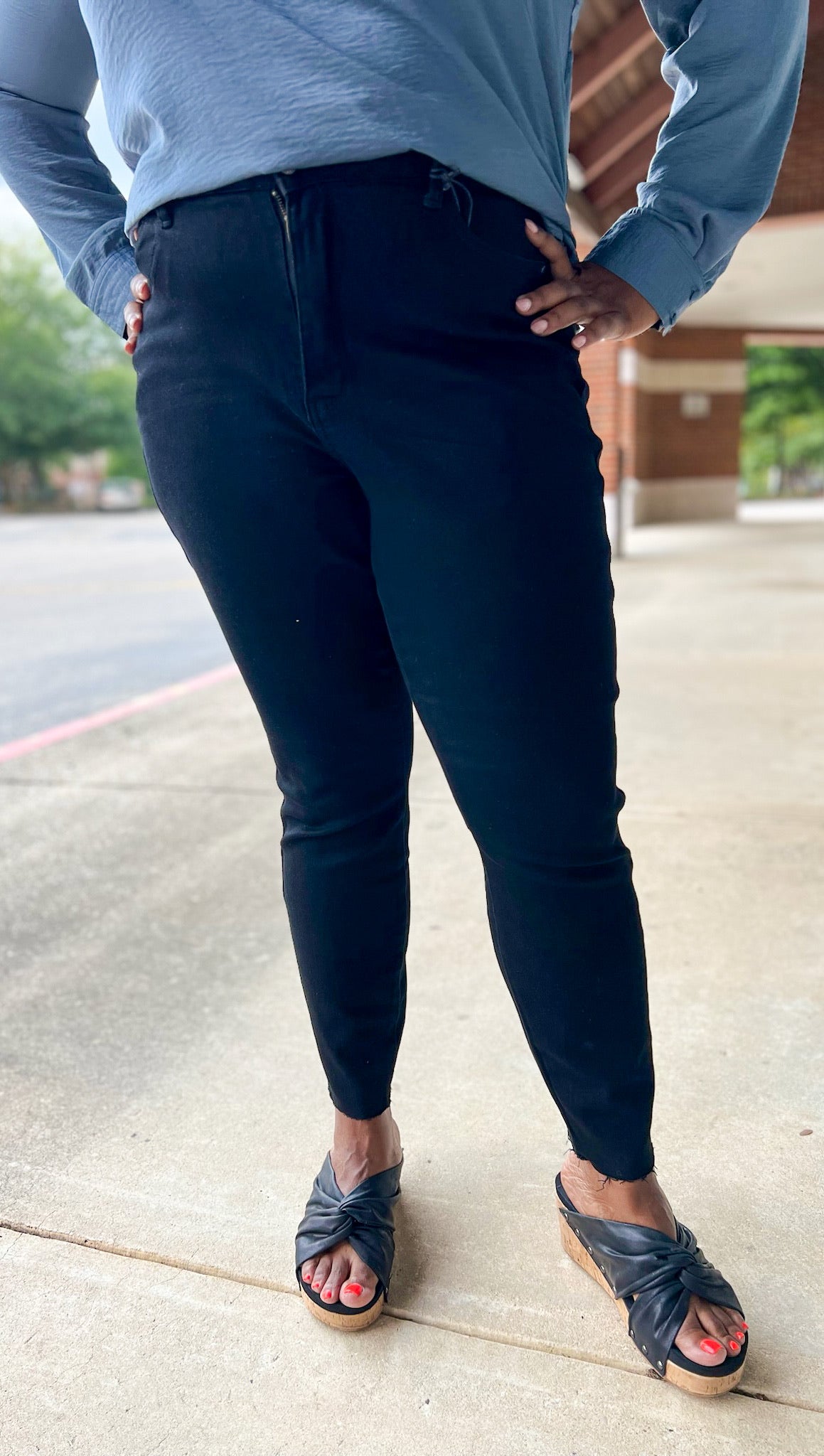 Judy Blue Black HW Skinny Jeans with Tummy Control Panel (C) - A'Bekah's Boutique