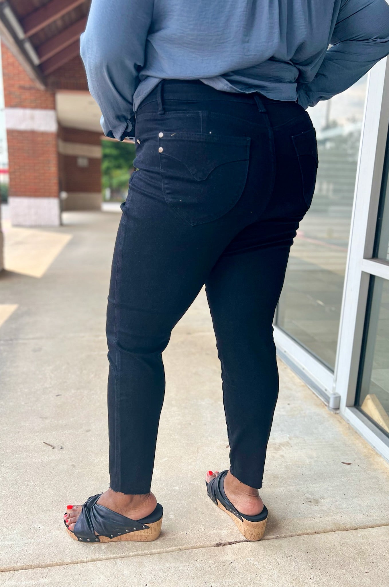 Judy Blue Black HW Skinny Jeans with Tummy Control Panel (C) - A'Bekah's Boutique