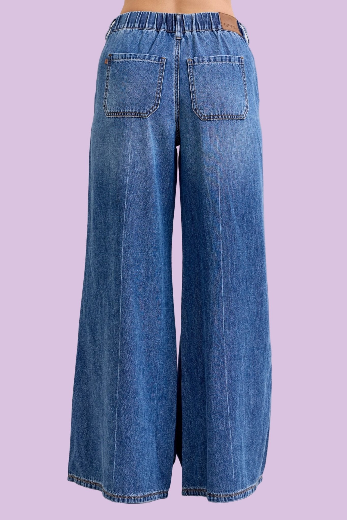 Judy Blue High Waisted Feather Weight Elastic Waist Jeans 31" Inseam - A'Bekah's Boutique