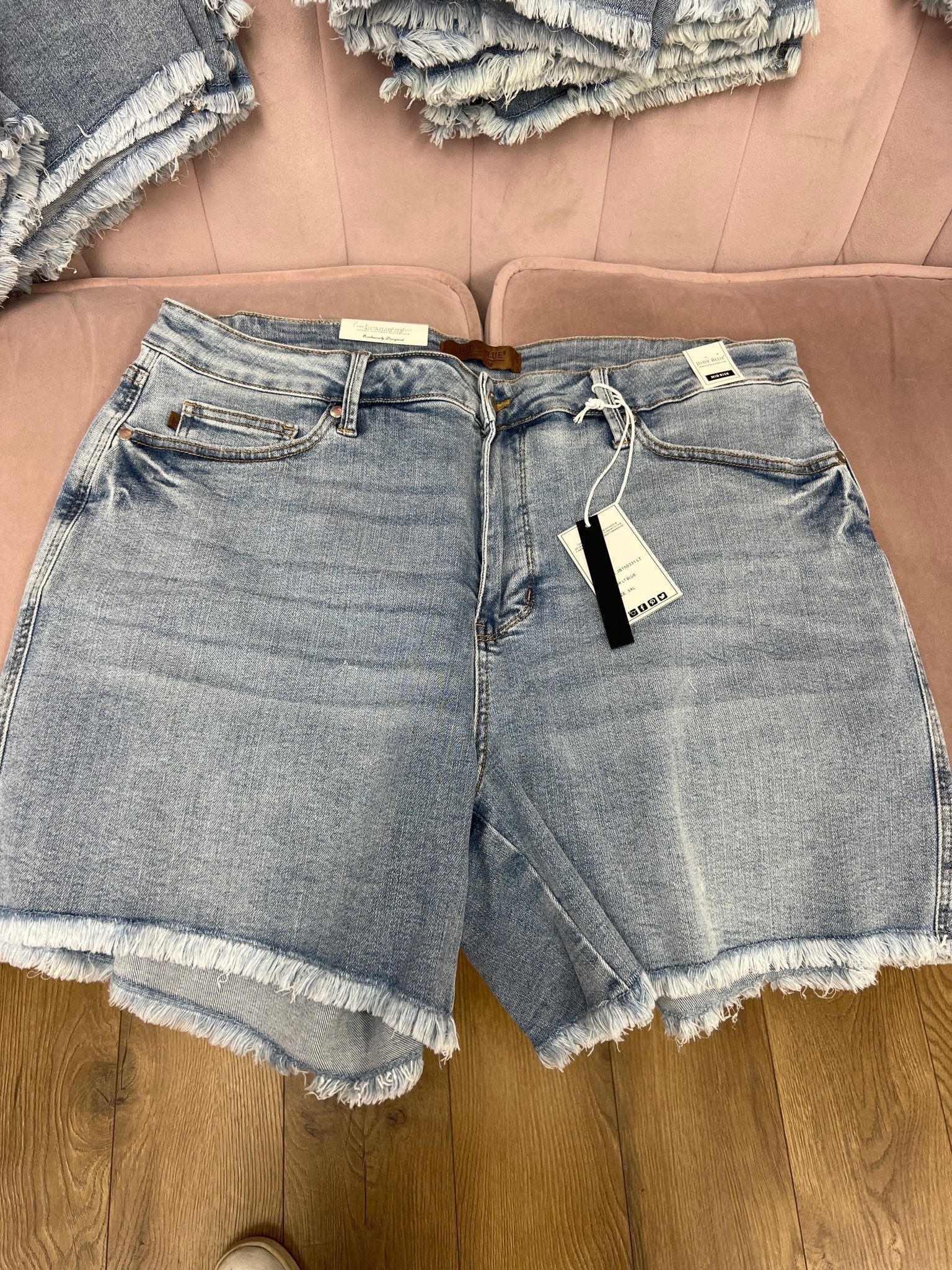 Judy Blue HW Curvy Tummy Control Fray Hem Shorts - A'Bekah's Boutique