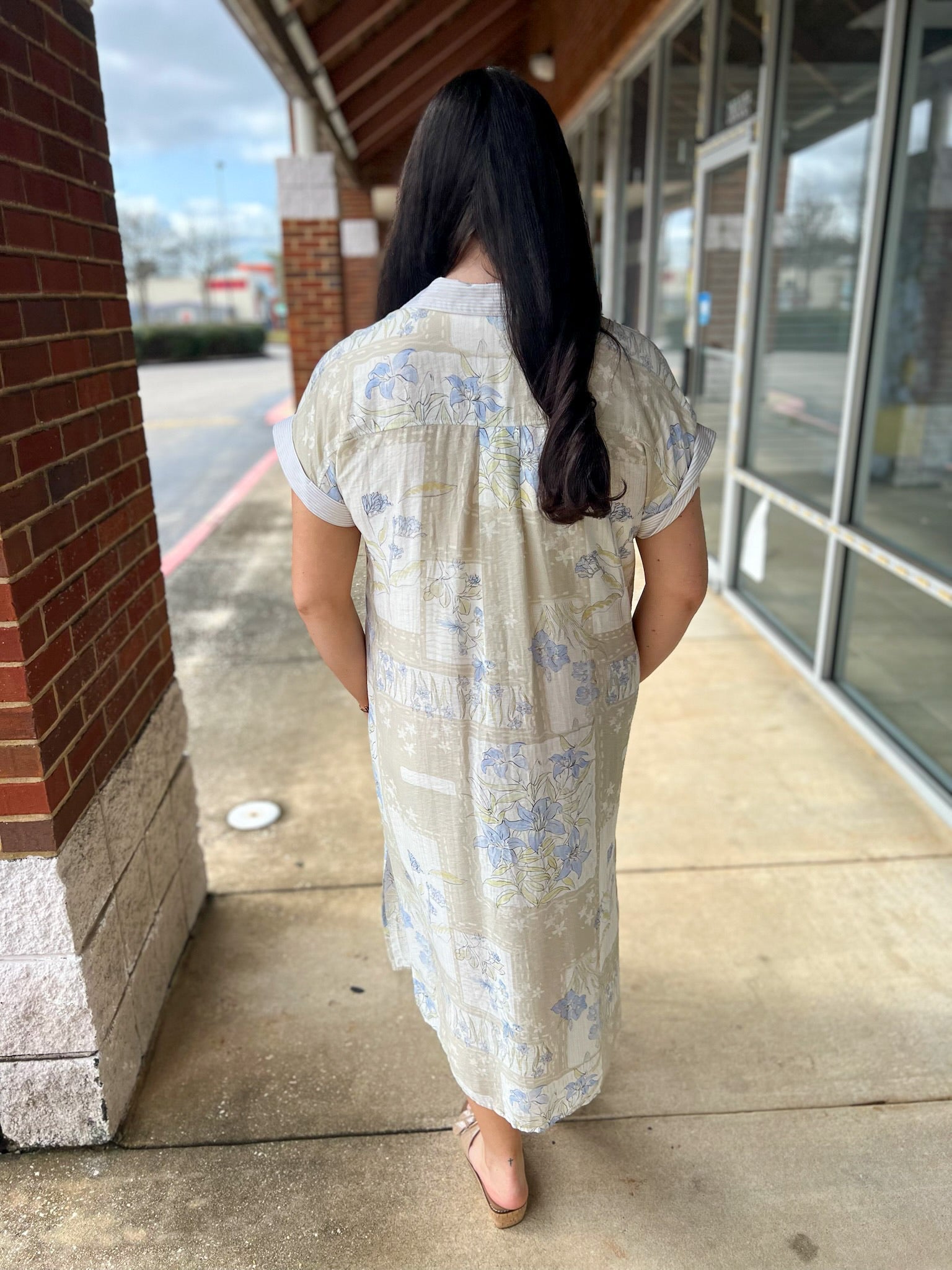 Latte Floral Short Sleeve Midi Dress with Side Slits and Pockets - A'Bekah's Boutique