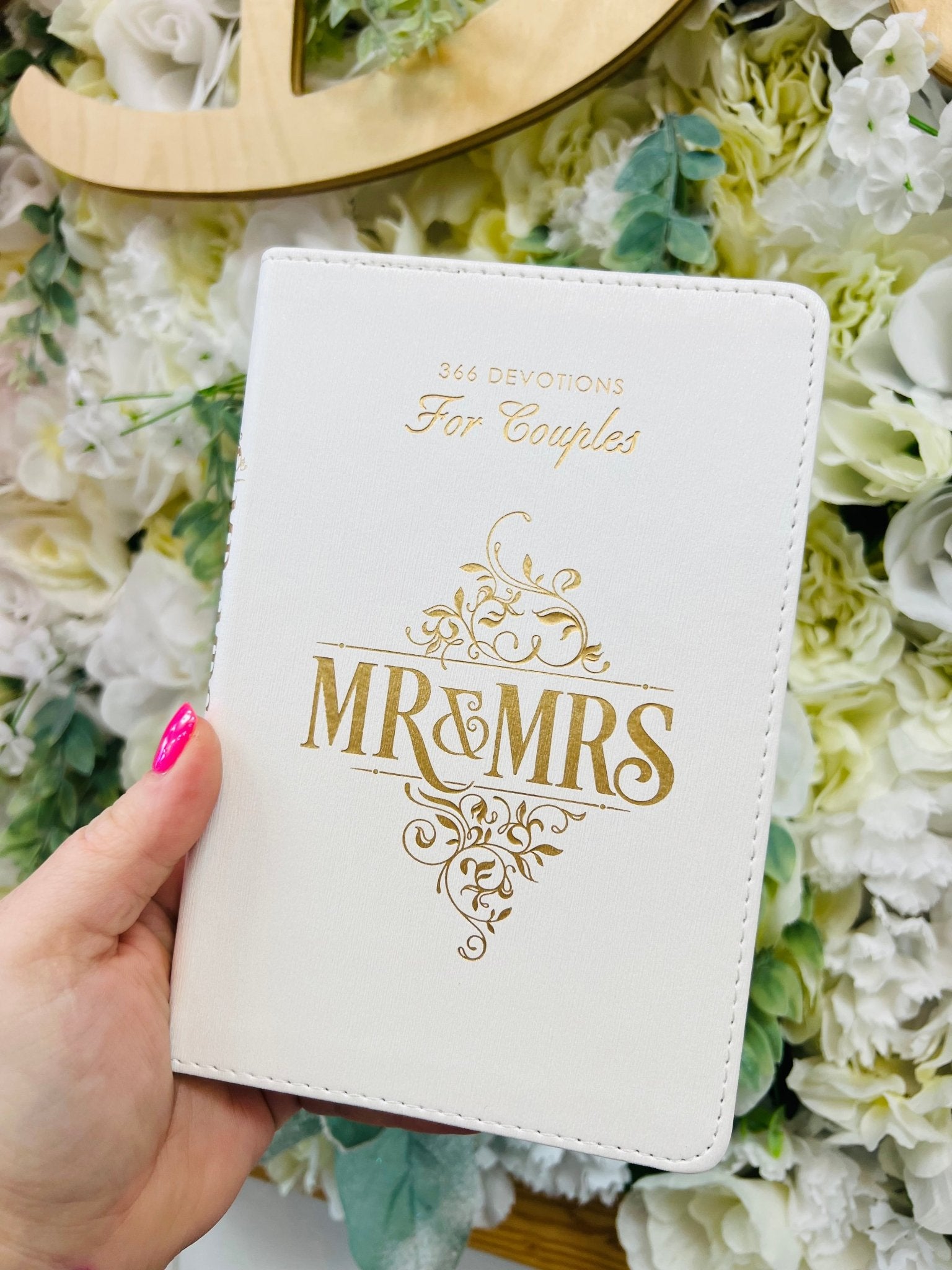 Mr & Mrs 366 Devotions for Couples - A'Bekah's Boutique