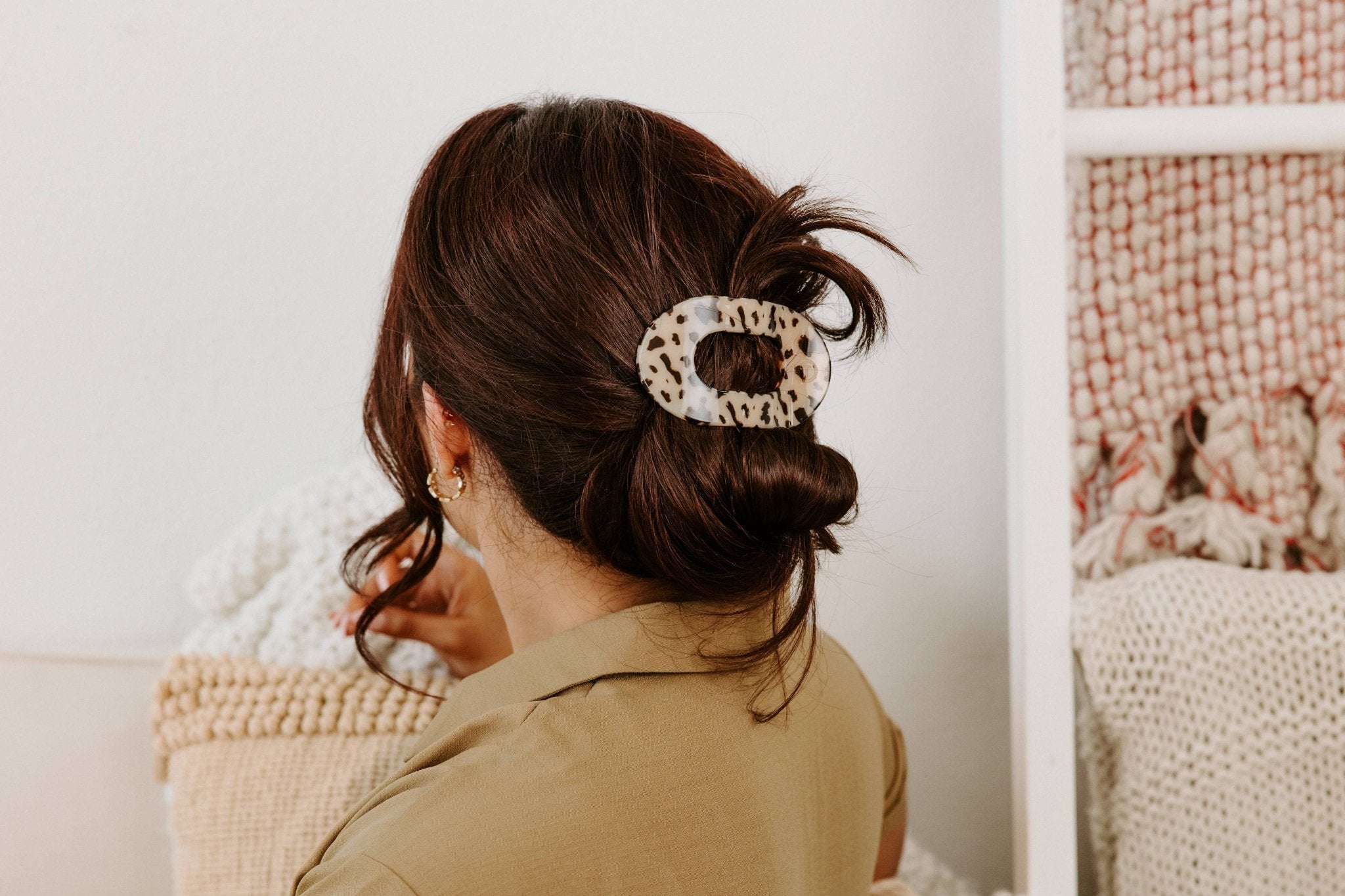 Round Flat Hair Clip | Medium | Blonde Tortoise - A'Bekah's Boutique