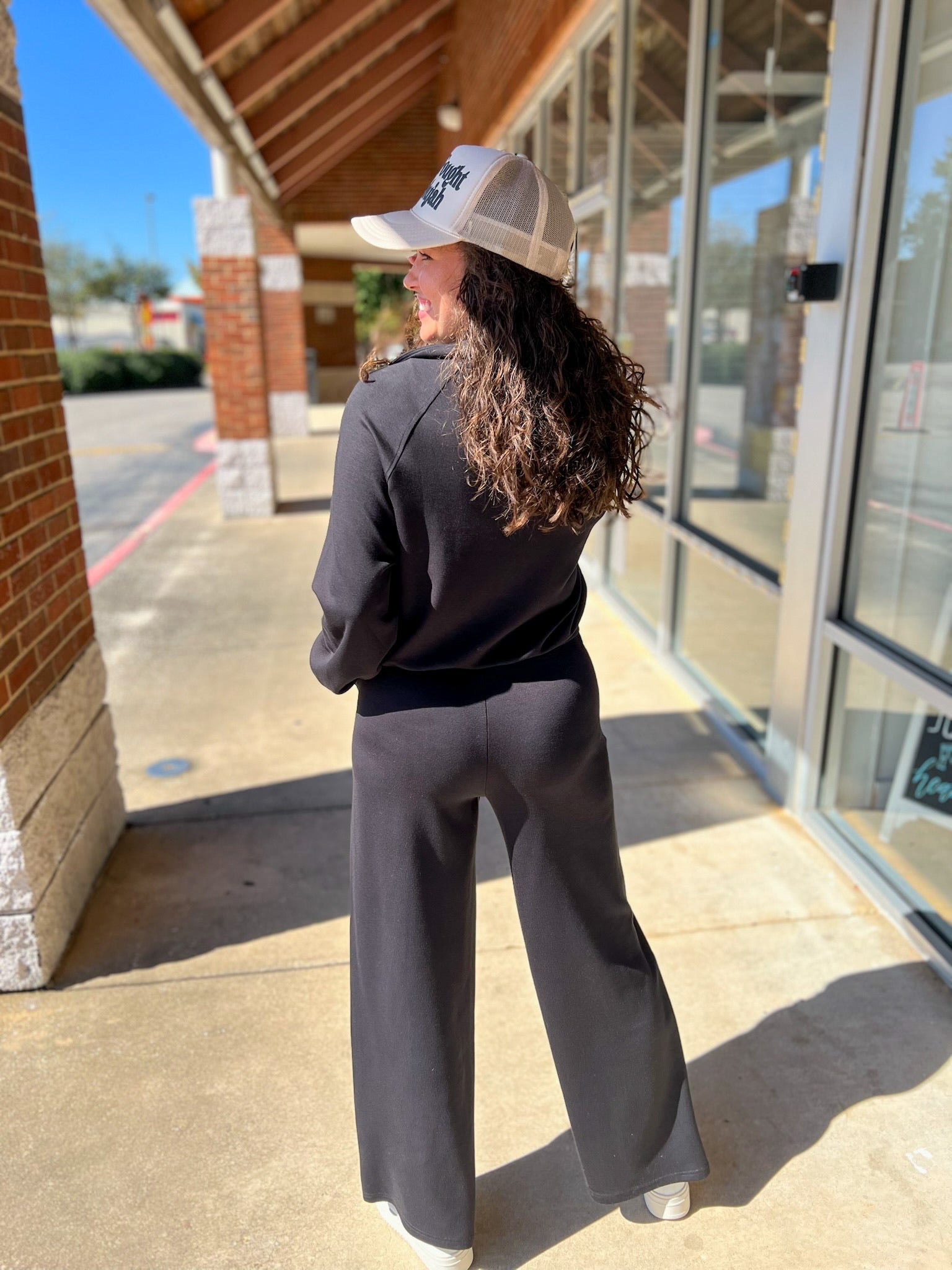 Set For Life Black Long Sweatsuit Set - A'Bekah's Boutique