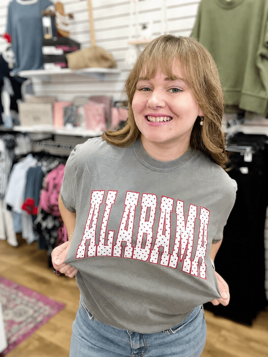 University of Alabama Grey T-Shirt with Crimson Polka Dot Graphic - A'Bekah's Boutique